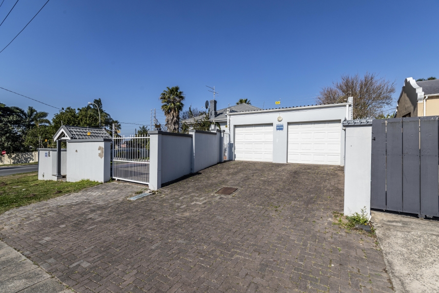 To Let 3 Bedroom Property for Rent in Selborne Eastern Cape